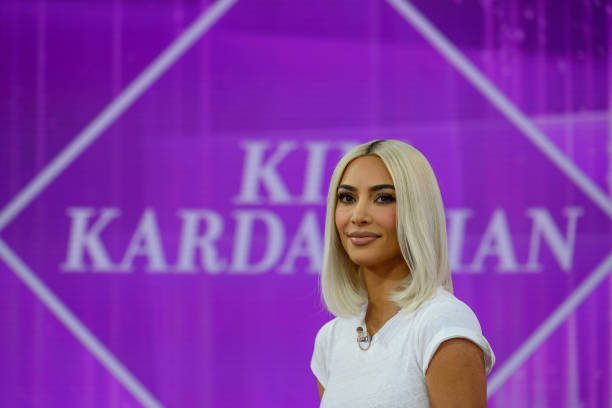 Kim Kardashian fez cirurgia plástica?